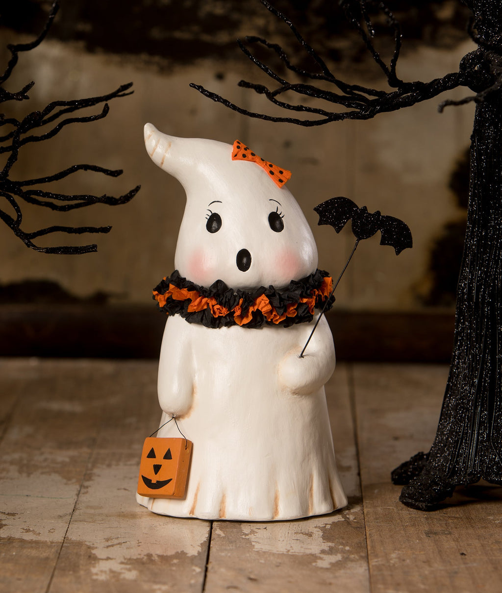 Boo Ghost Family Figurine Set