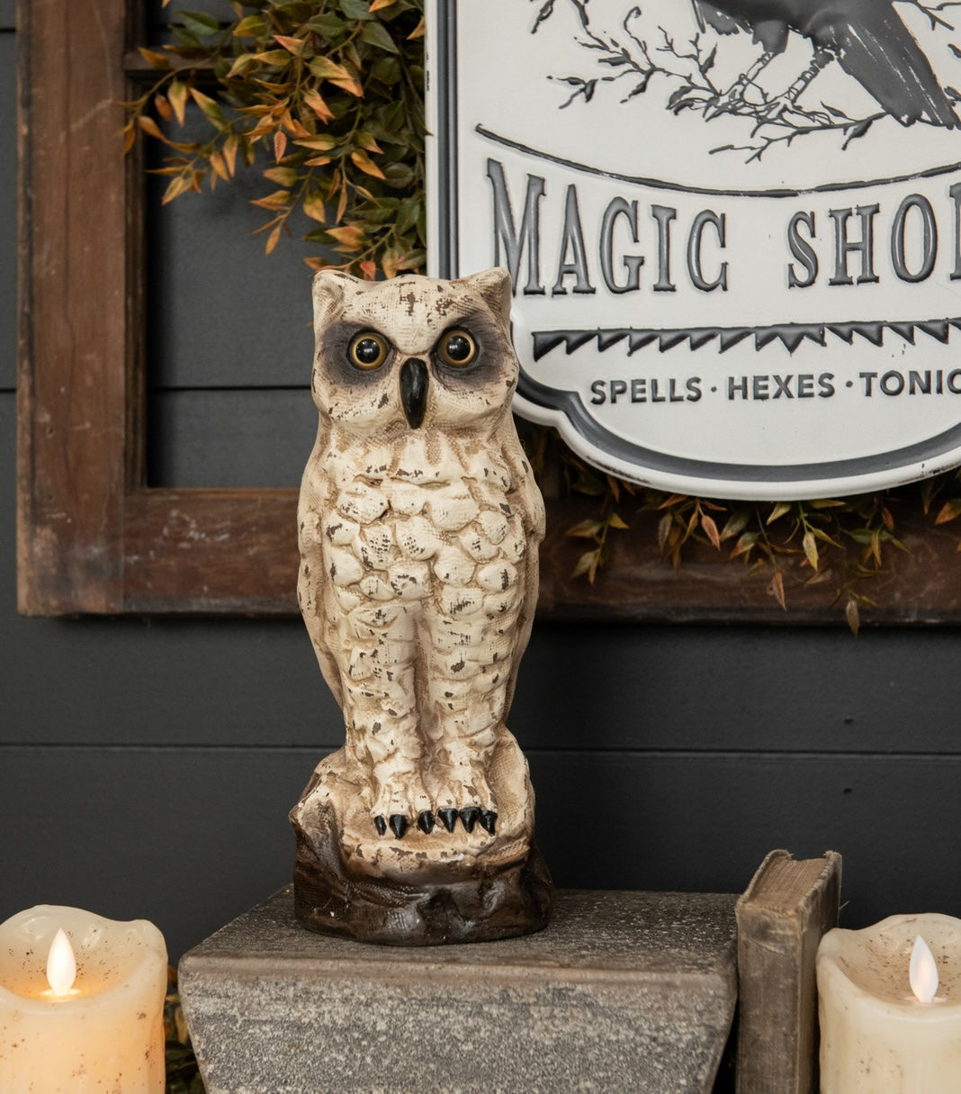 "White Owl, Large"